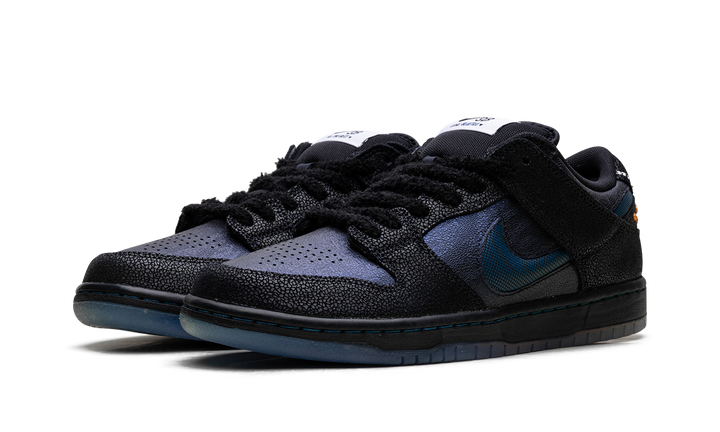 NIKE SB DUNK LOW PRO BLUETILE SKATEBOARDS