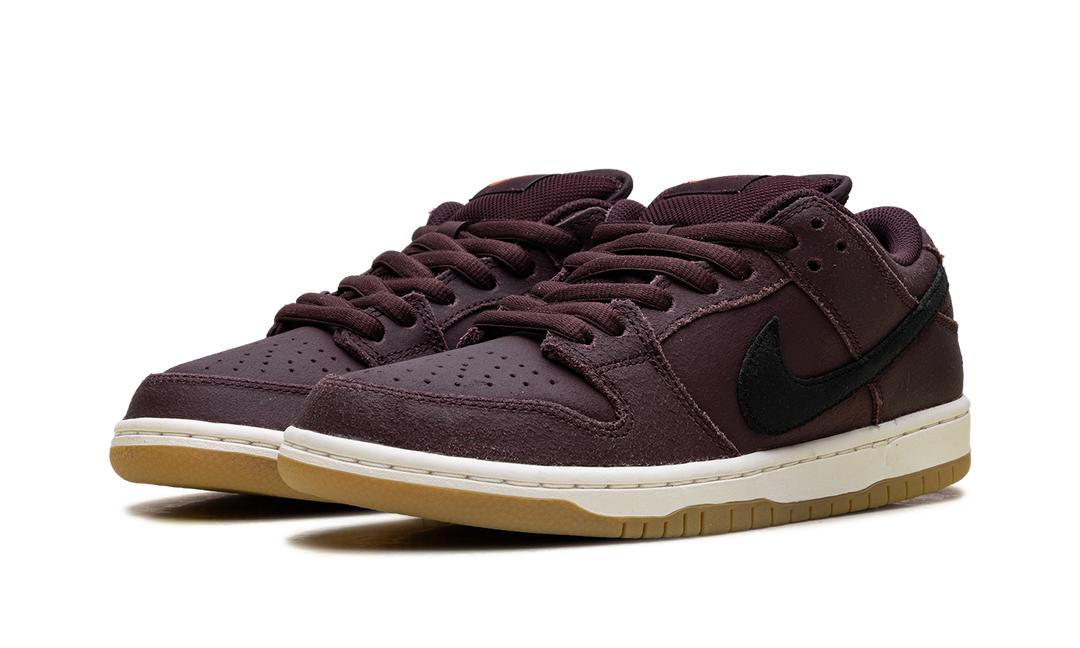 NIKE SB DUNK LOW PRO &