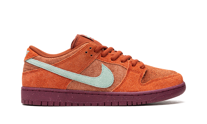 NIKE SB DUNK LOW PRO MYSTIC RED