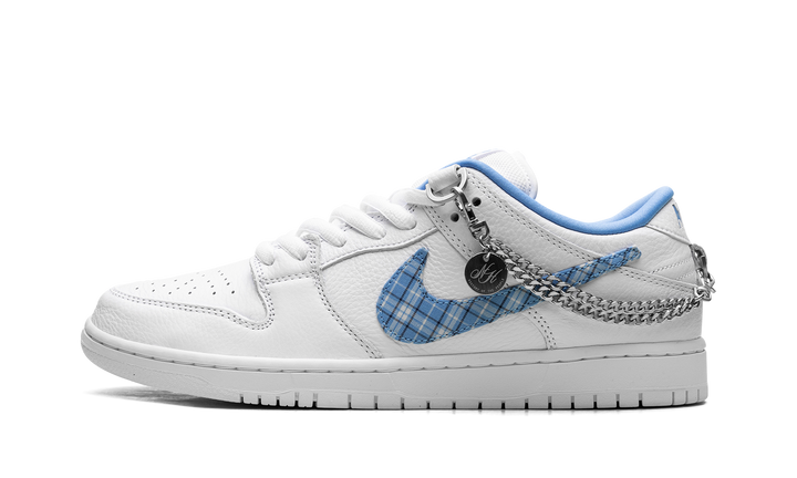NIKE SB DUNK LOW PRO NICOLE HAUSE