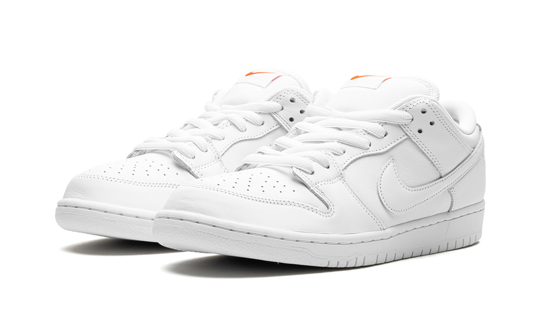 NIKE SB DUNK LOW PRO TRIPLE WHITE
