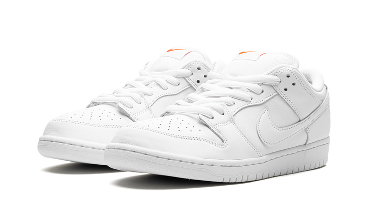 NIKE SB DUNK LOW PRO TRIPLE WHITE