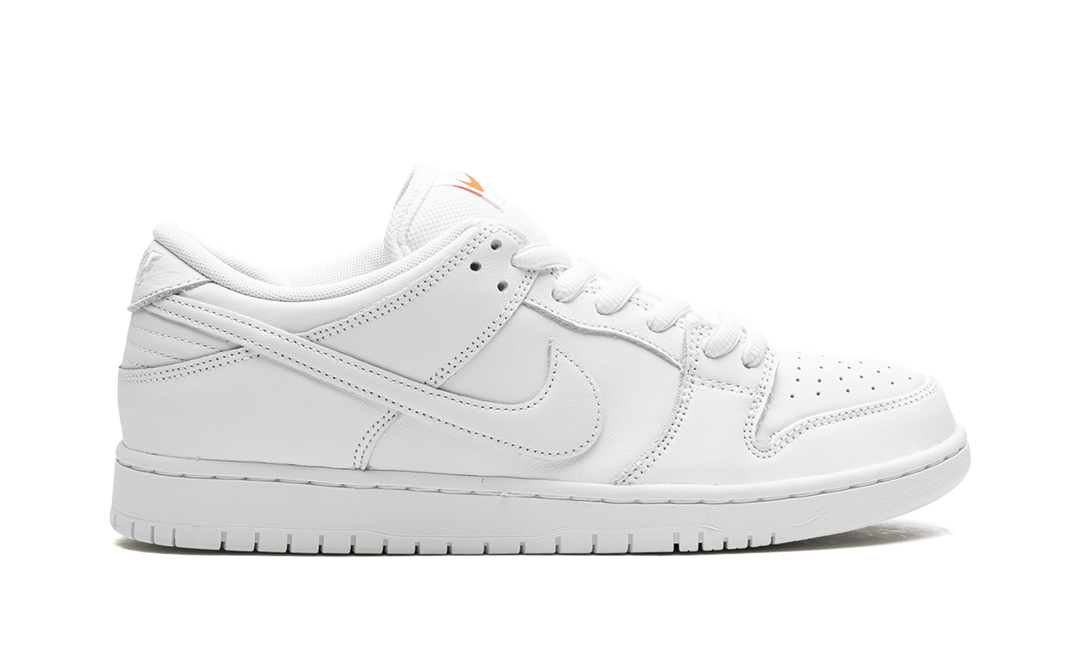 NIKE SB DUNK LOW PRO TRIPLE WHITE