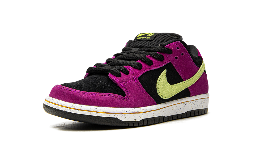 NIKE SB DUNK LOW RED PLUM