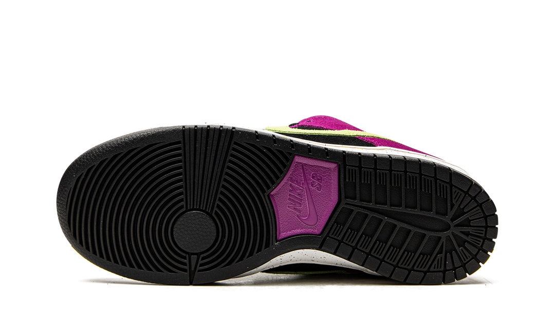 NIKE SB DUNK LOW RED PLUM