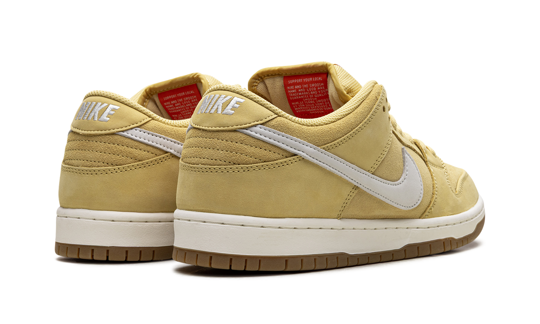 NIKE SB DUNK LOW SATURN GOLD
