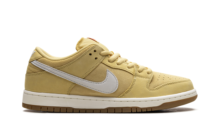 NIKE SB DUNK LOW SATURN GOLD