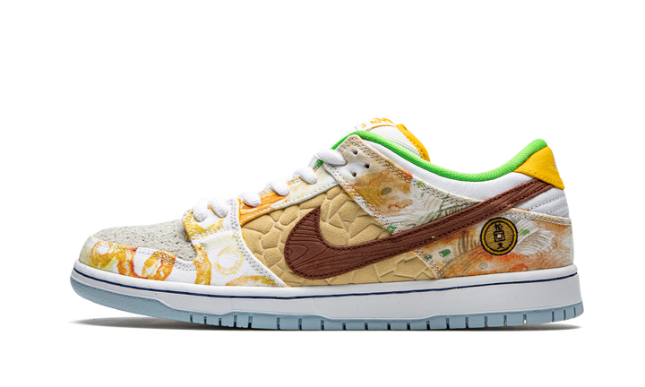 NIKE SB DUNK LOW STREET HAWKER CNY 2021