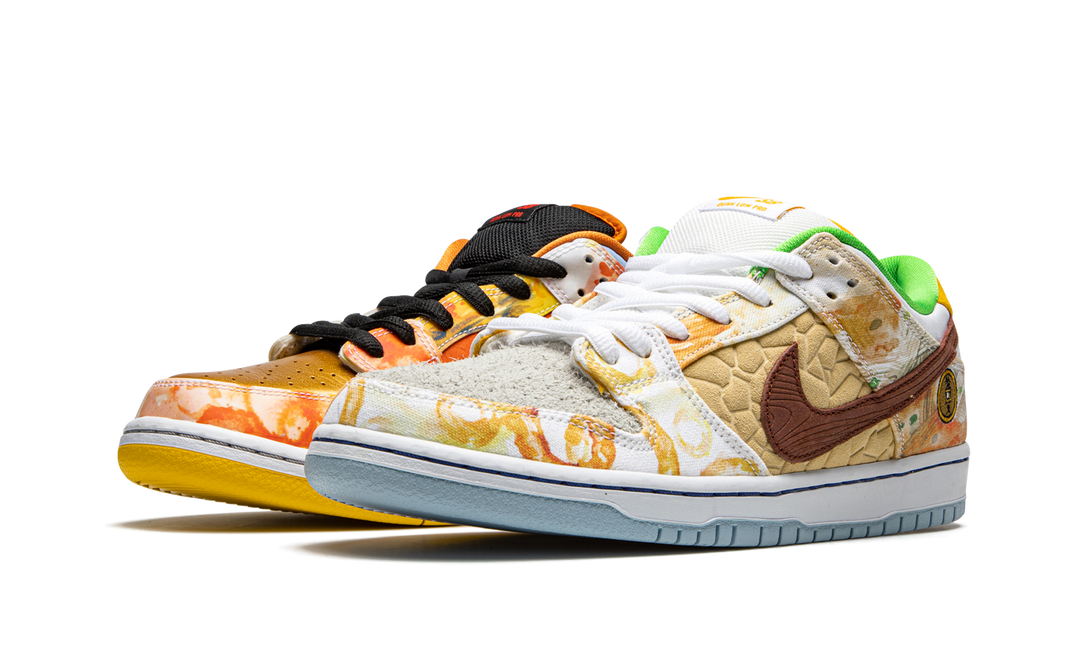 NIKE SB DUNK LOW STREET HAWKER CNY 2021
