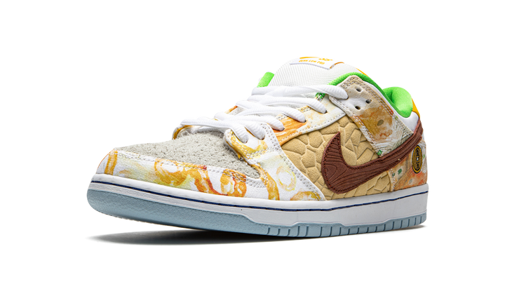 NIKE SB DUNK LOW STREET HAWKER CNY 2021