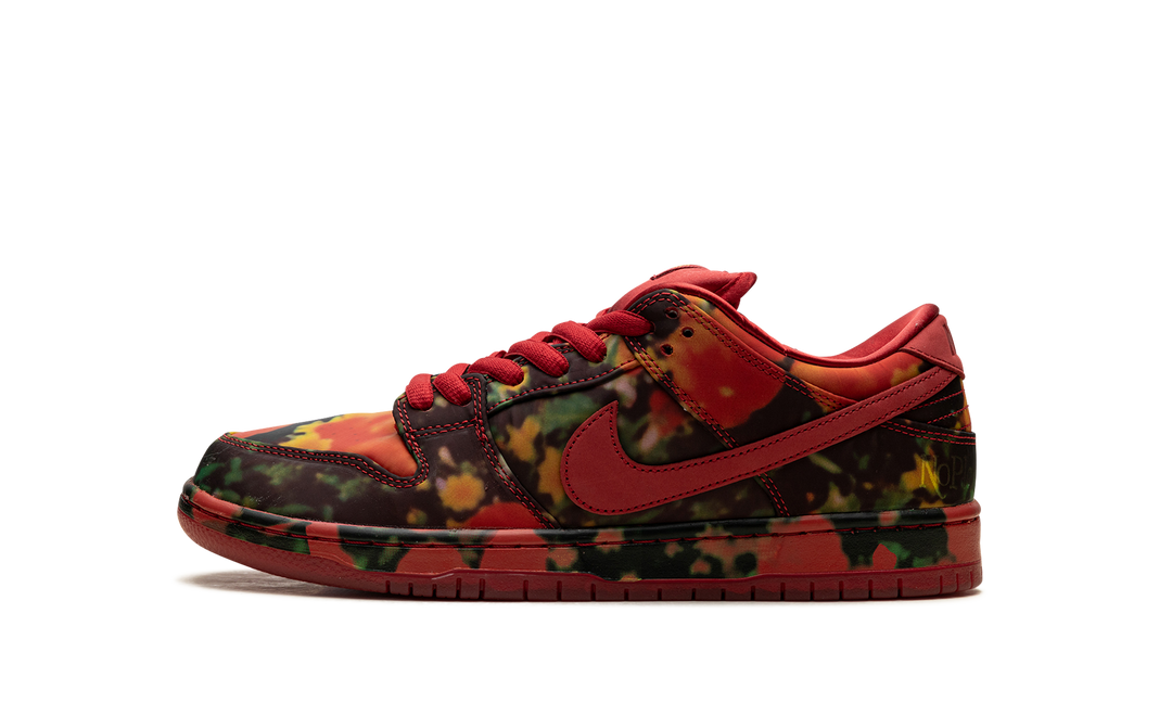 NIKE SB DUNK LOW THE WIZARD OF OZ POPPY FIELD