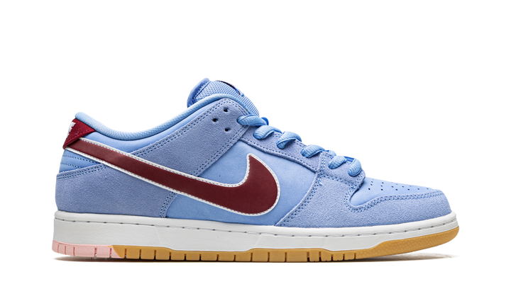 NIKE SB DUNK LOW VALOUR BLUE TEAM MAROON