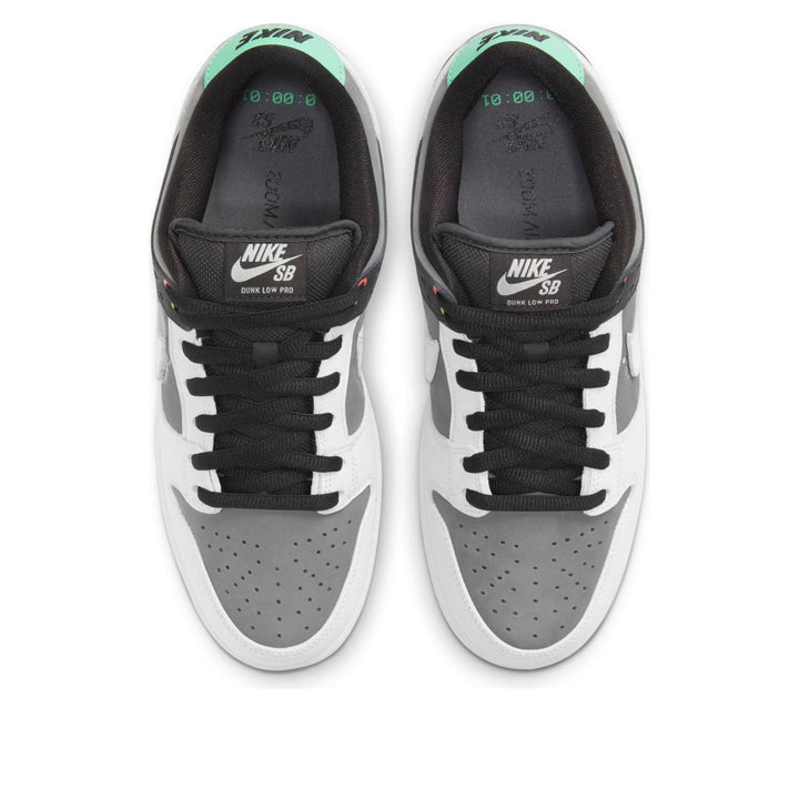 NIKE SB DUNK LOW VX1000 CAMCORDER