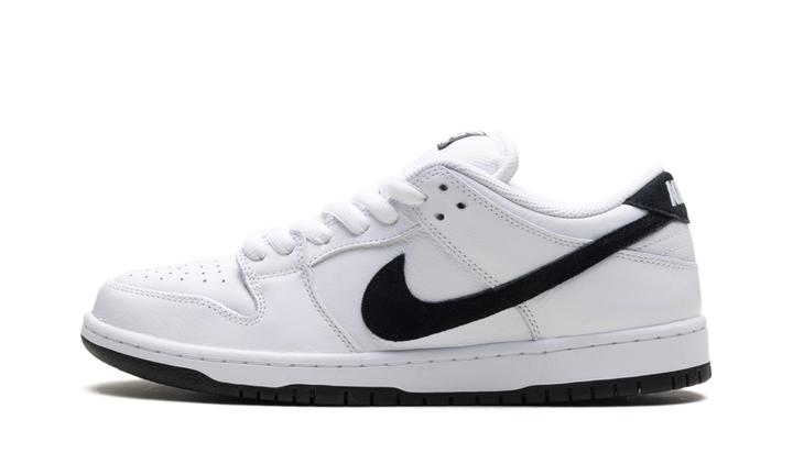 NIKE SB DUNK LOW WHITE BLACK