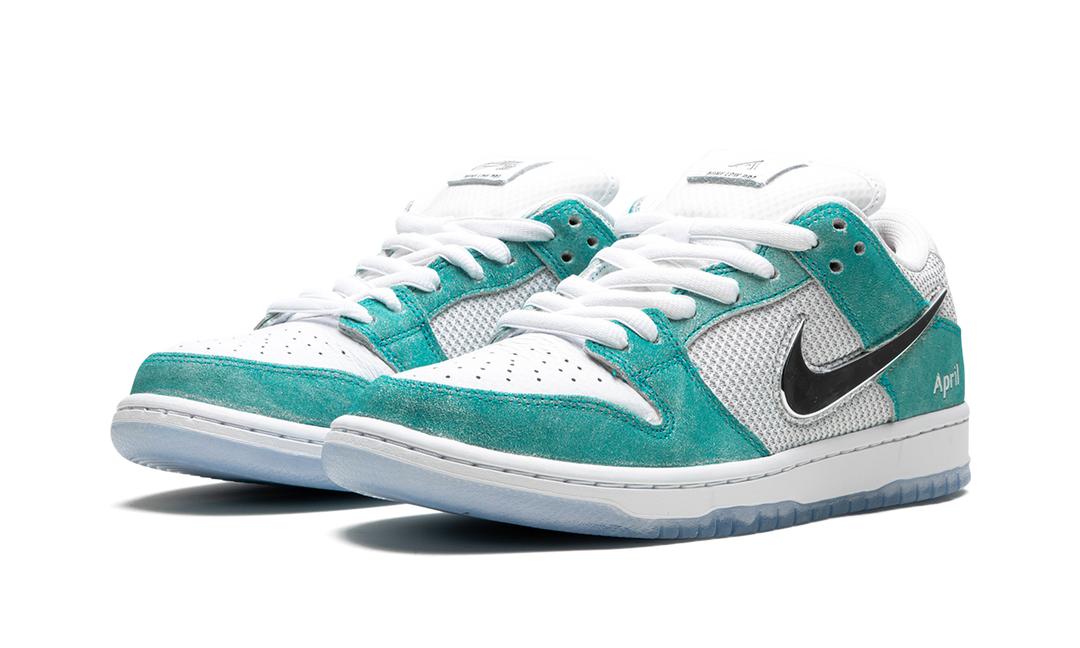 NIKE SB DUNK LOW X APRIL SKATEBOARDS TEAL