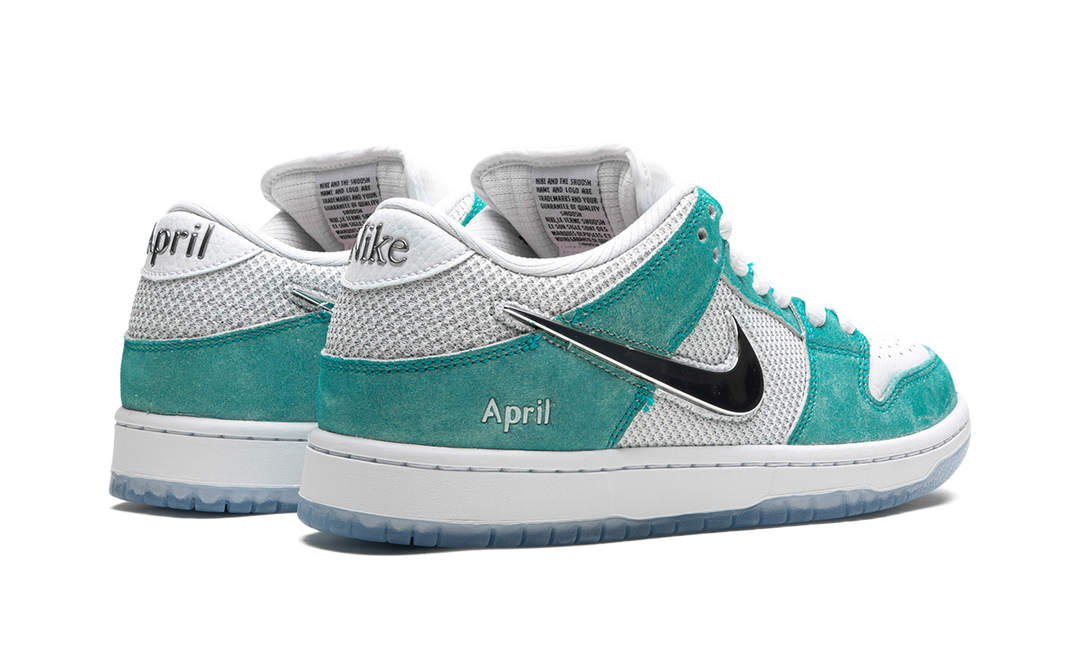 NIKE SB DUNK LOW X APRIL SKATEBOARDS TEAL