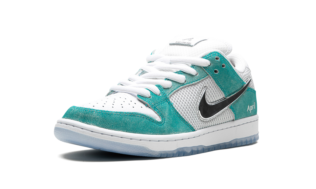 NIKE SB DUNK LOW X APRIL SKATEBOARDS TEAL