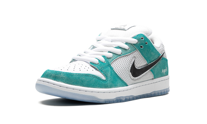 NIKE SB DUNK LOW X APRIL SKATEBOARDS TEAL