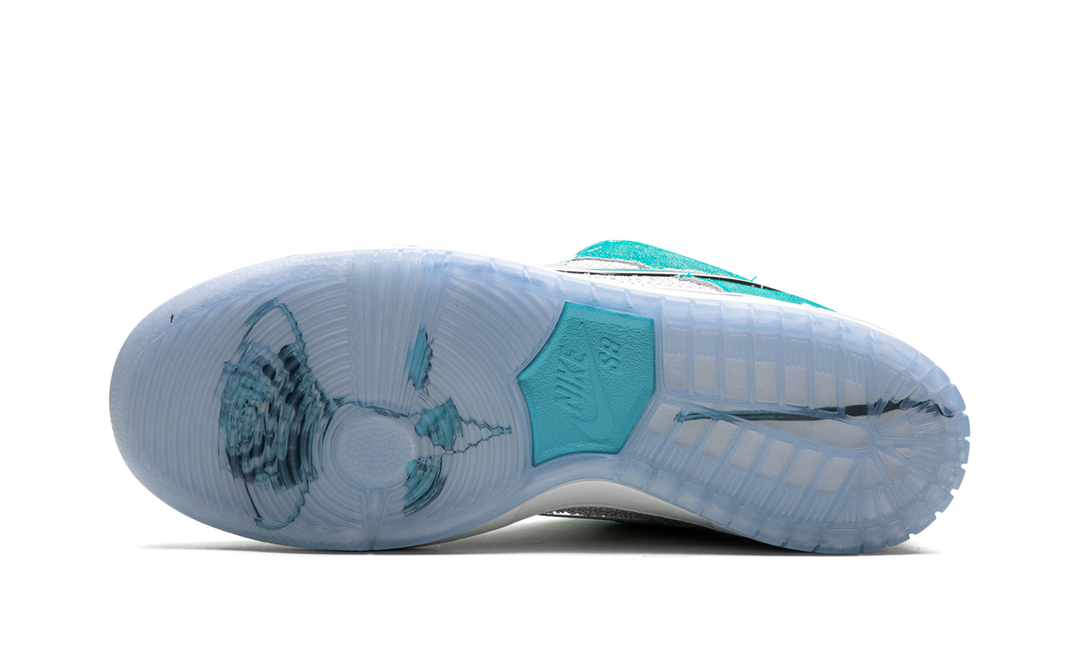 NIKE SB DUNK LOW X APRIL SKATEBOARDS TEAL