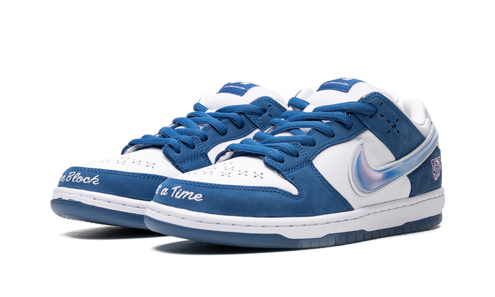 NIKE SB DUNK LOW X BORN X RAISED WHITE BLUE