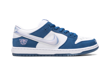 NIKE SB DUNK LOW X BORN X RAISED WHITE BLUE — Stock