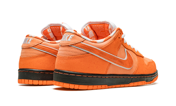 NIKE SB DUNK LOW X CONCEPTS ORANGE LOBSTER — Stock 