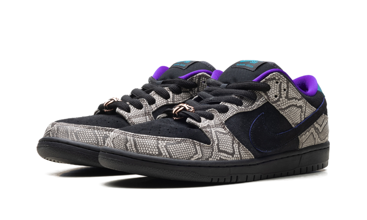 NIKE SB DUNK LOW X DASHAWN JORDAN BRIGHT SPRUCE