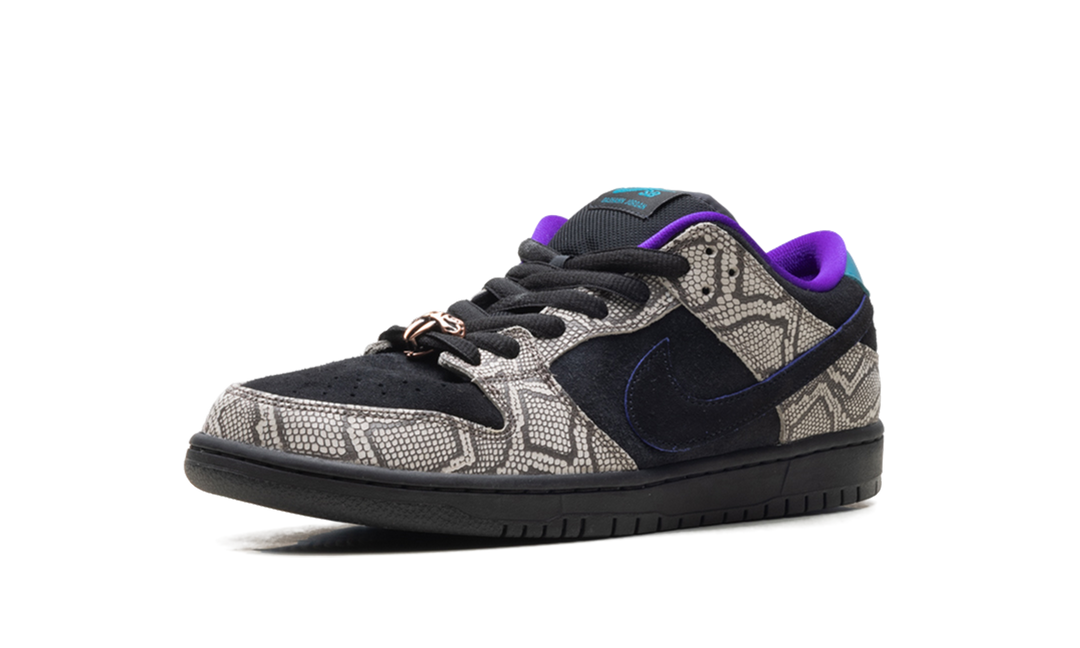 NIKE SB DUNK LOW X DASHAWN JORDAN BRIGHT SPRUCE