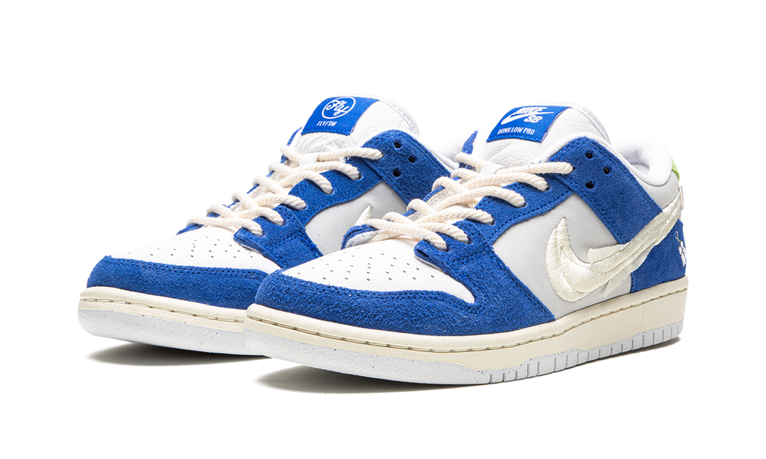 NIKE SB DUNK LOW X FLY STREETWEAR BLUE