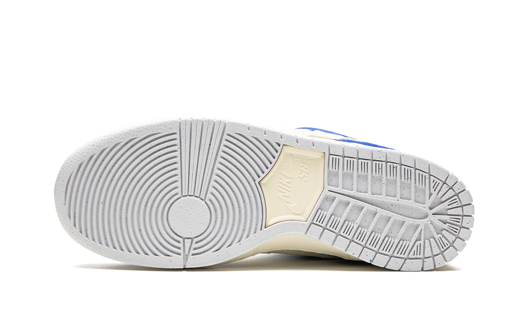 NIKE SB DUNK LOW X FLY STREETWEAR BLUE