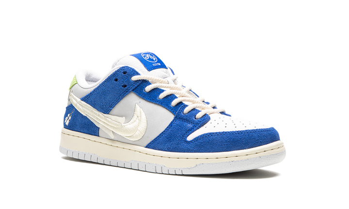 NIKE SB DUNK LOW X FLY STREETWEAR BLUE
