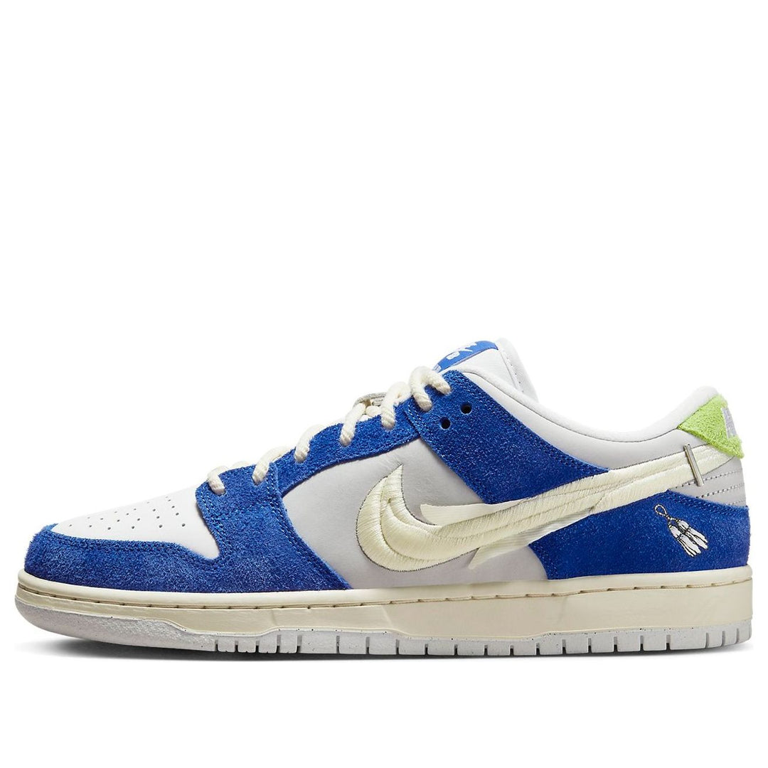NIKE SB DUNK LOW X FLY STREETWEAR BLUE