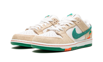 NIKE SB DUNK LOW X JARRITOS GREEN WHITE — Stock