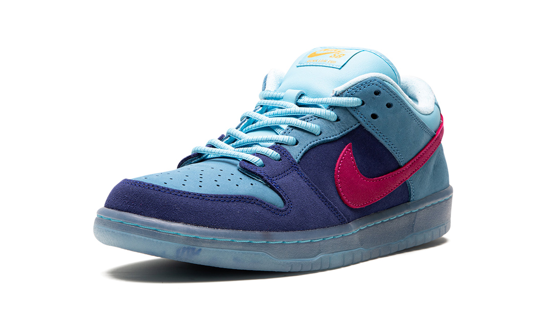 NIKE SB DUNK LOW X RUN THE JEWELS BLUE PINK