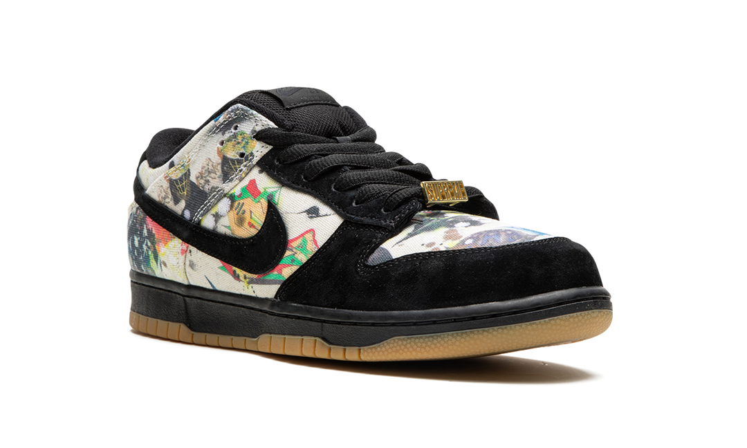 NIKE SB DUNK LOW X SUPREME RAMMELLZEE