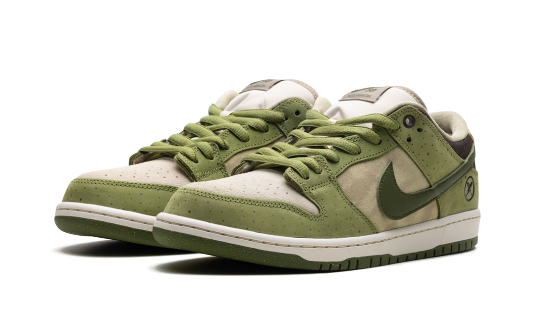 NIKE SB DUNK LOW X YUTO MATCHA