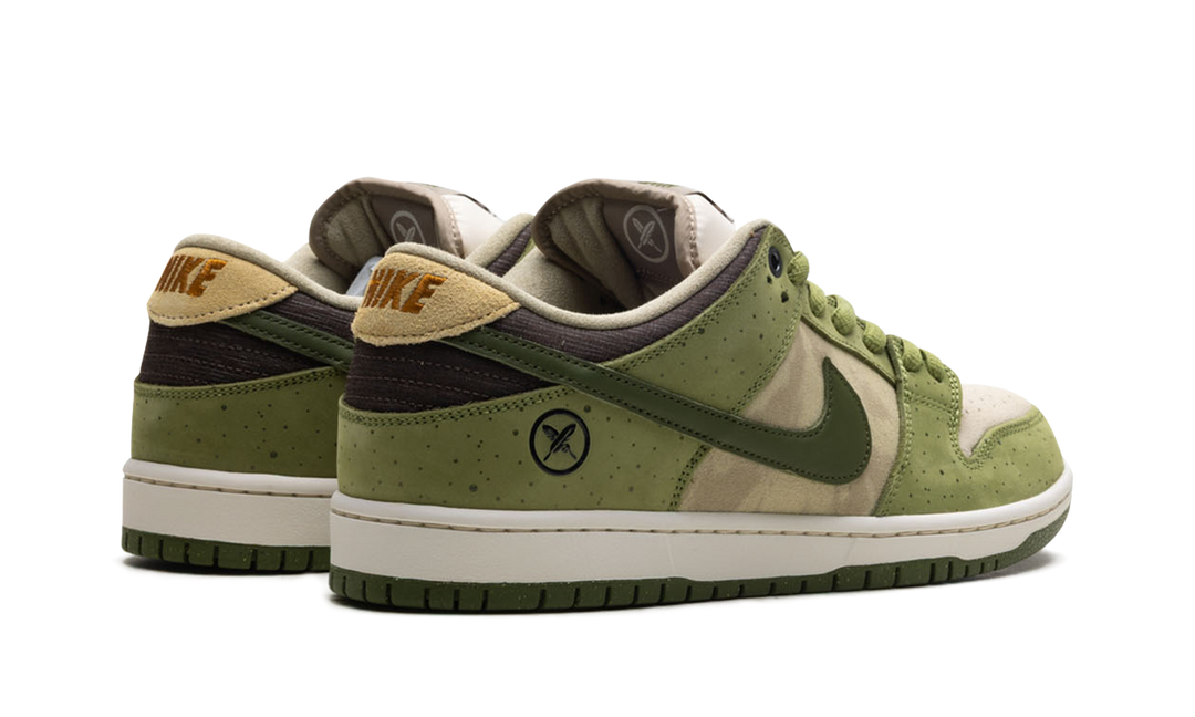 NIKE SB DUNK LOW X YUTO MATCHA