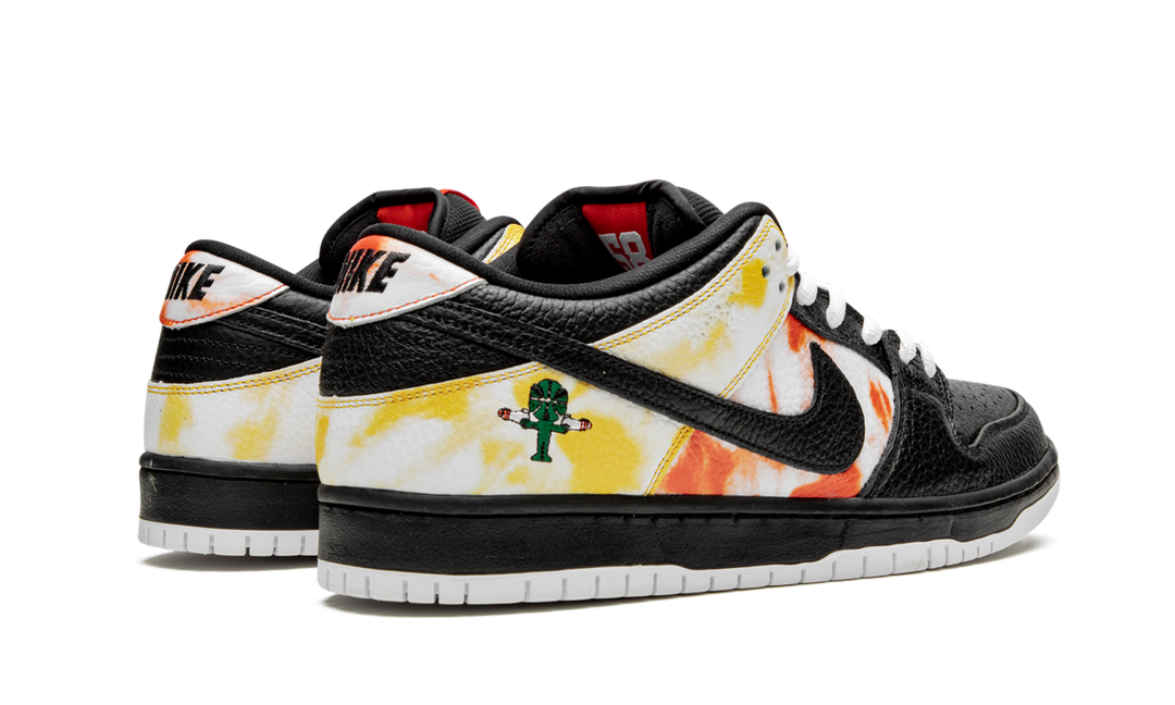 NIKE SB DUNK RAYGUN BLACK TIE-DYE