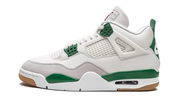 AIR JORDAN 4 RETRO X NIKE SB 'PINE GREEN' — Stock