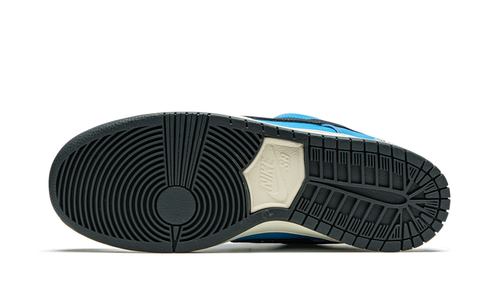 NIKE SB X INSTANT SKATEBOARDS DUNK LOW