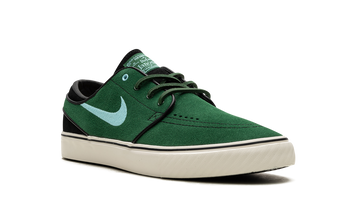 NIKE SB ZOOM JANOSKI OG+ GORGE — Stock