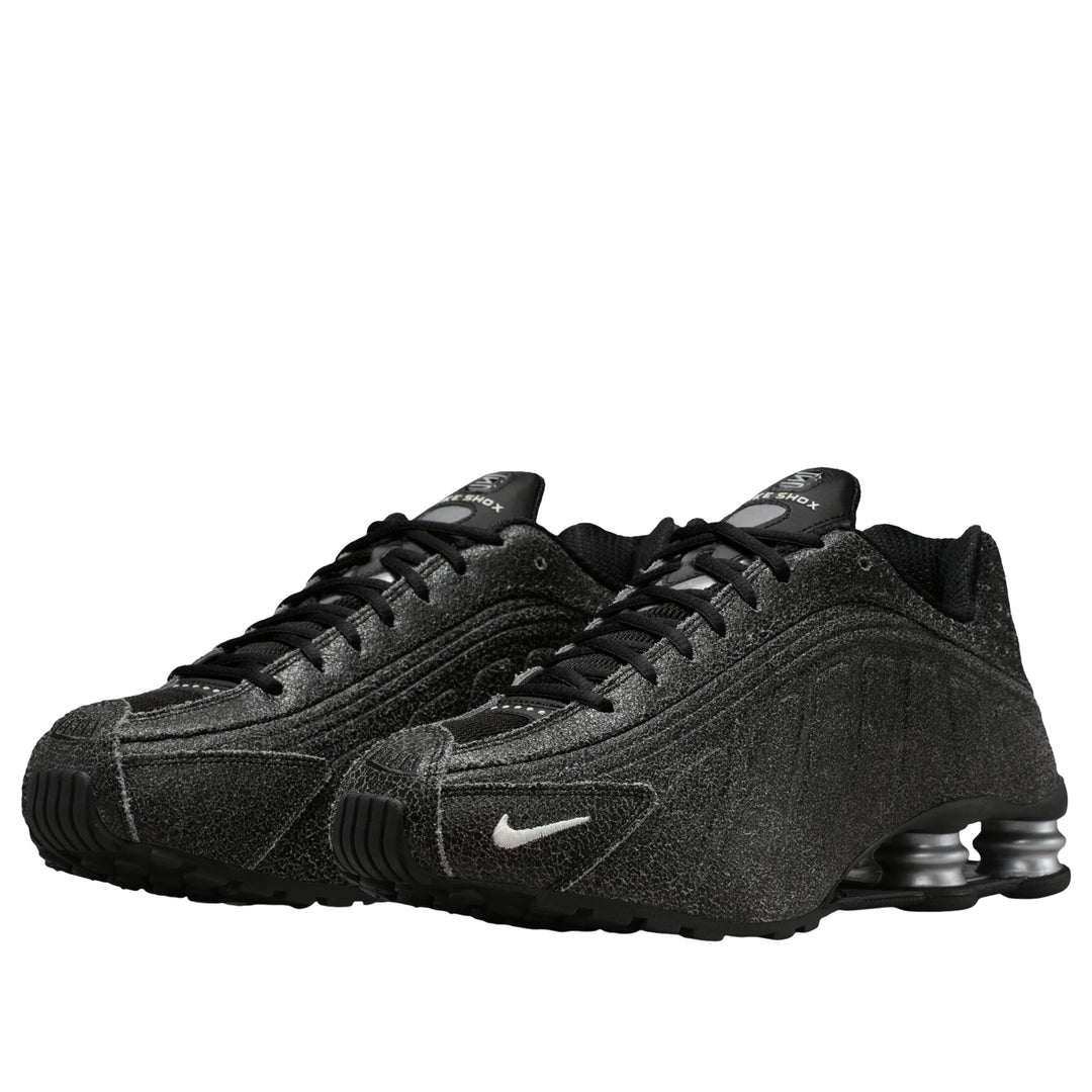 NIKE SHOX R4 BLACK DISTRESSED LEATHER