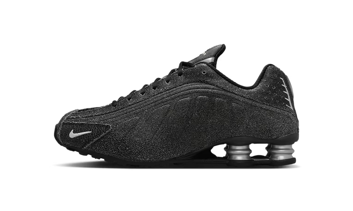 NIKE SHOX R4 BLACK DISTRESSED LEATHER