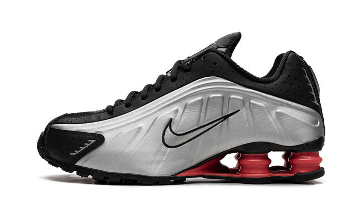 NIKE SHOX R4 BLACK METALLIC SILVER (2025) WOMENS