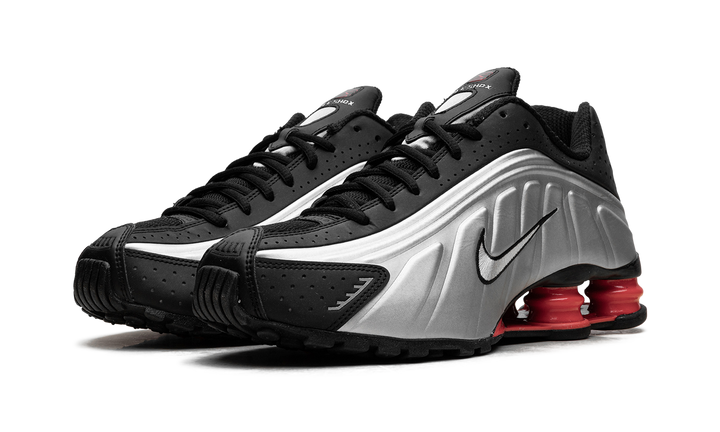 NIKE SHOX R4 BLACK METALLIC SILVER (2025) WOMENS
