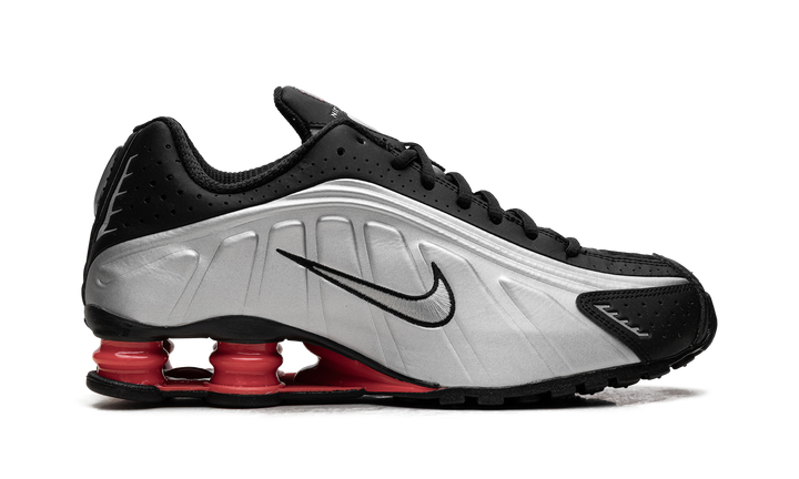 NIKE SHOX R4 BLACK METALLIC SILVER (2025) WOMENS