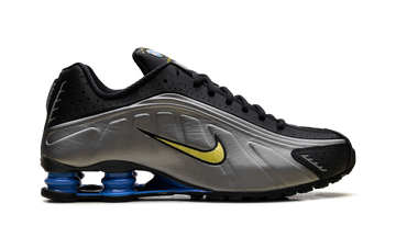 NIKE SHOX R4 BRAZIL — Stock