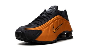 NIKE SHOX R4 BRIGHT CERAMIC — Stock