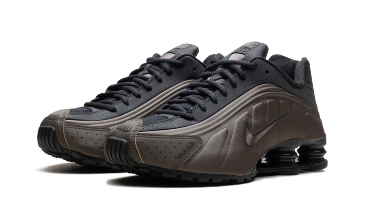 NIKE SHOX R4 IRONSTONE OFF NOIR WOMENS