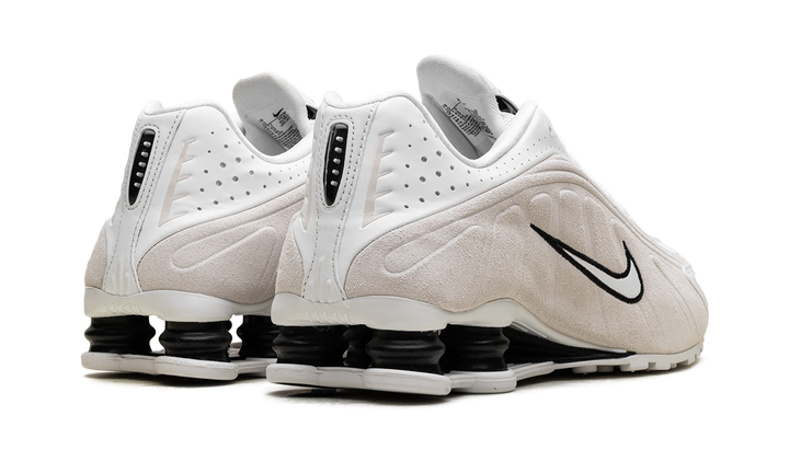 NIKE SHOX R4 WHITE BLACK SUEDE WOMENS